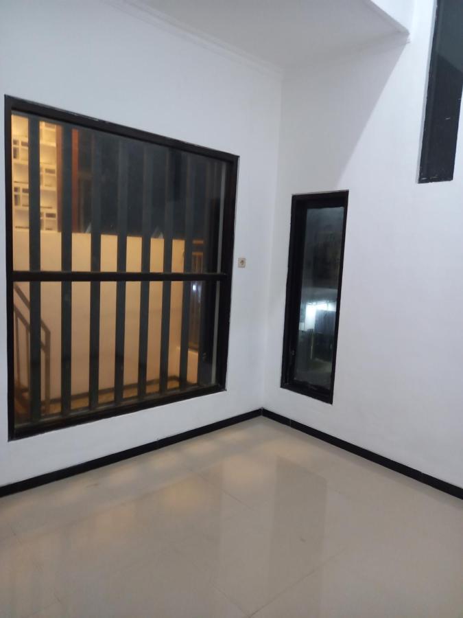 Ardmore A10 * Malang